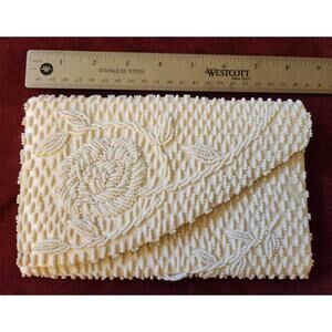 Beautiful Vintage White Beaded Purse Clutch